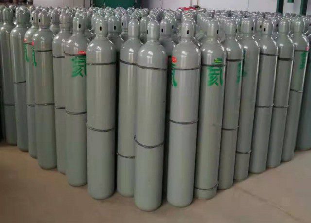 氦气